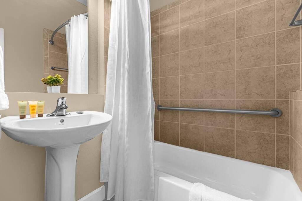 Vibrant 4Br Family Townhome 1 Mile From Disney World And Disney Springs 奥兰多 外观 照片